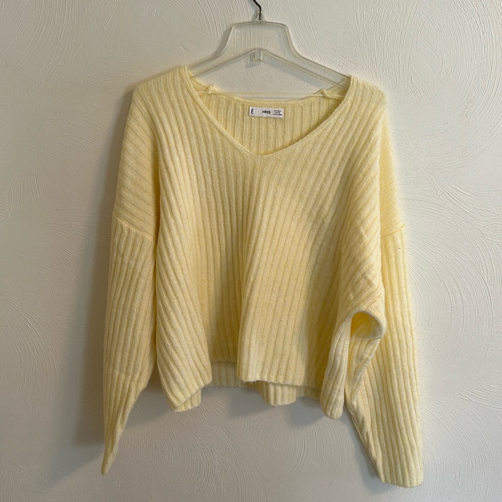 MNG By Mango XL pale yellow sweater